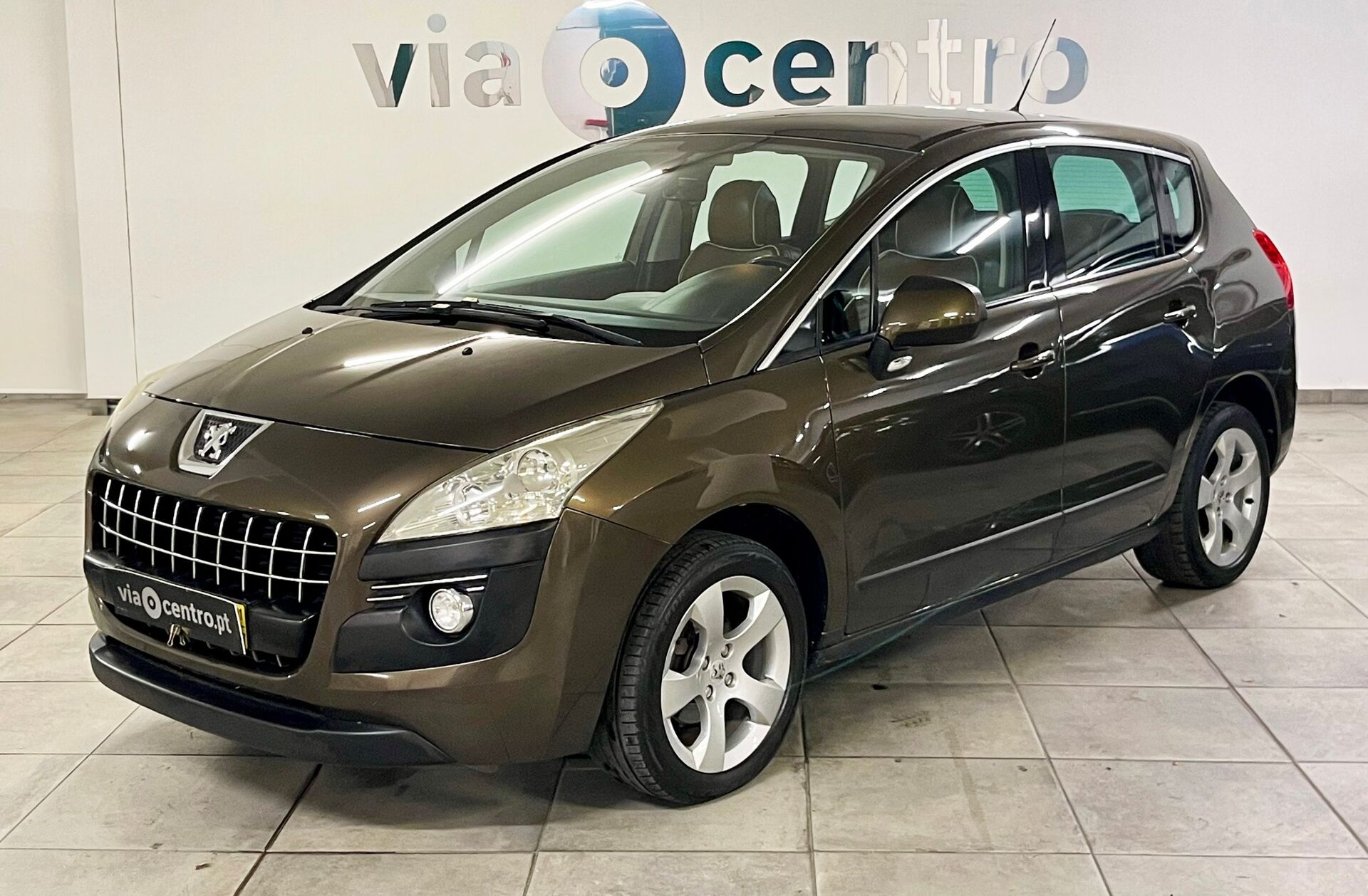 PEUGEOT 3008 1.6 HDi Allure