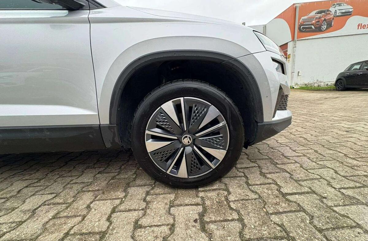 SKODA Karoq 1.0 TSI