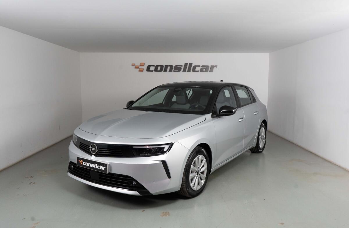 OPEL Astra 1.2 T Edition Aut.