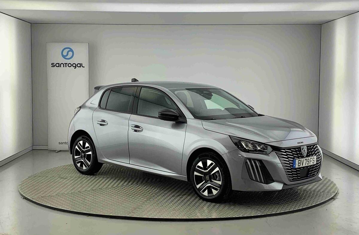PEUGEOT 208 1.2 Hybrid Allure e-DCS6