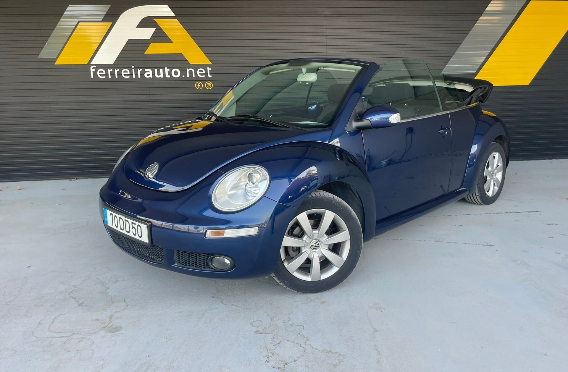 VOLKSWAGEN Beetle New  1.4 Top