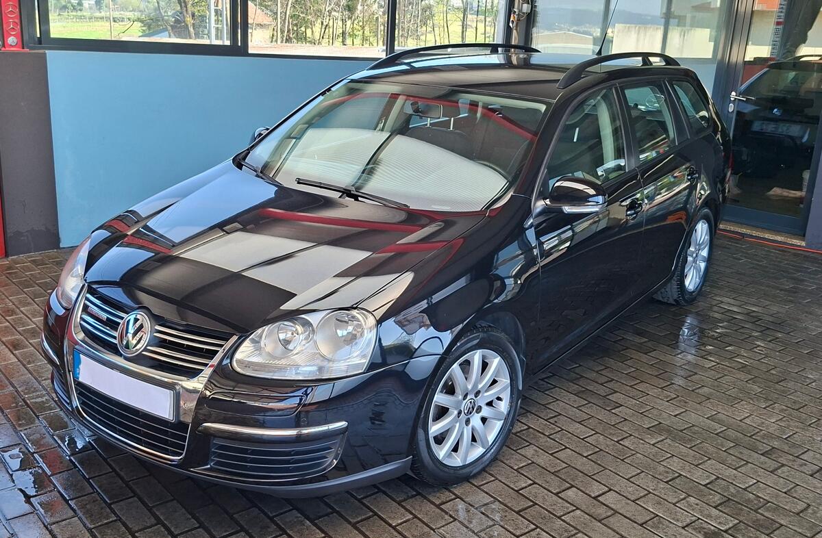 VOLKSWAGEN Golf 1.9 TDi BlueM. Confortline