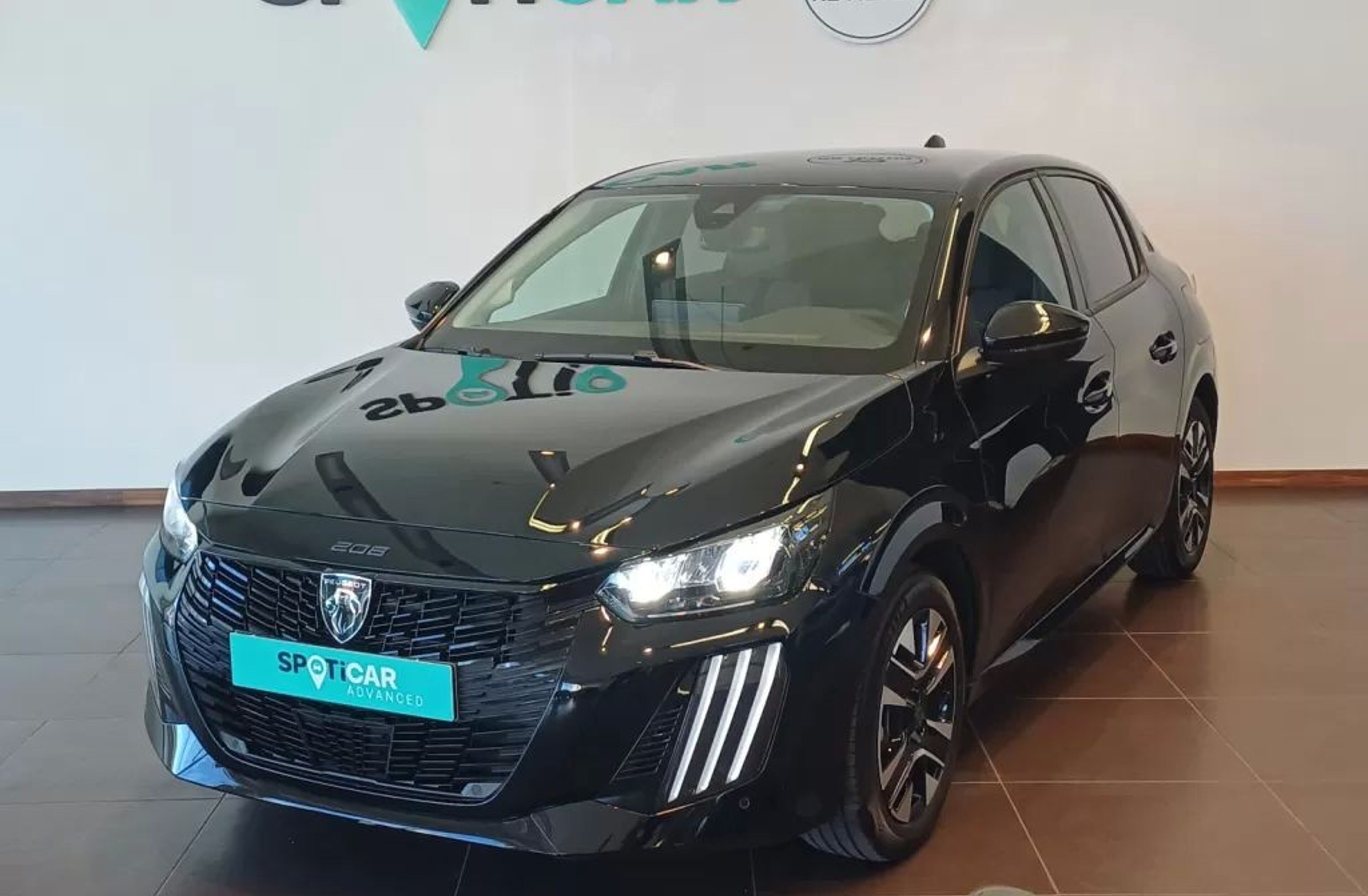 PEUGEOT 208 1.2 PureTech Allure