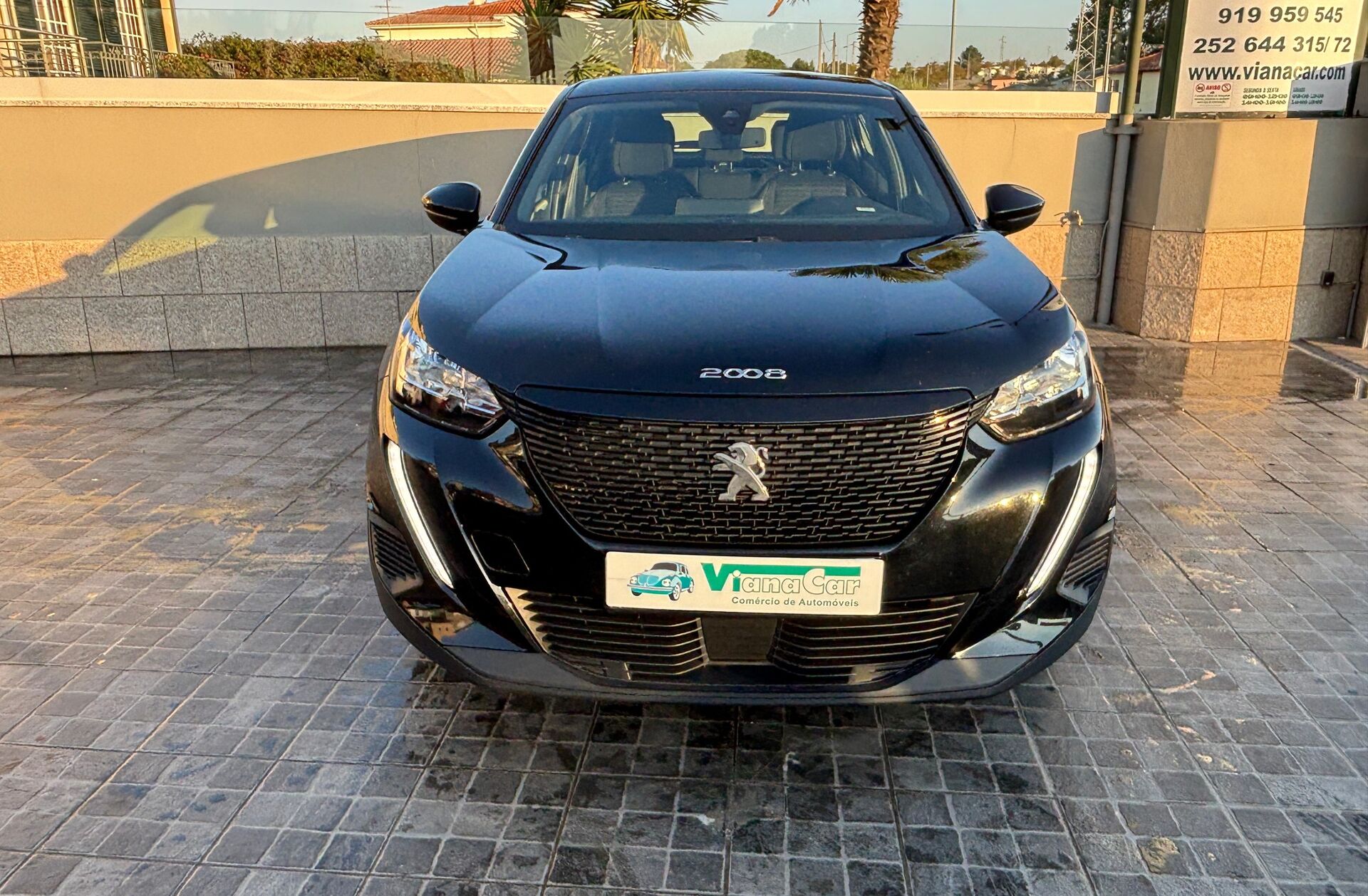 PEUGEOT 2008 1.5 BlueHDi Active EAT8