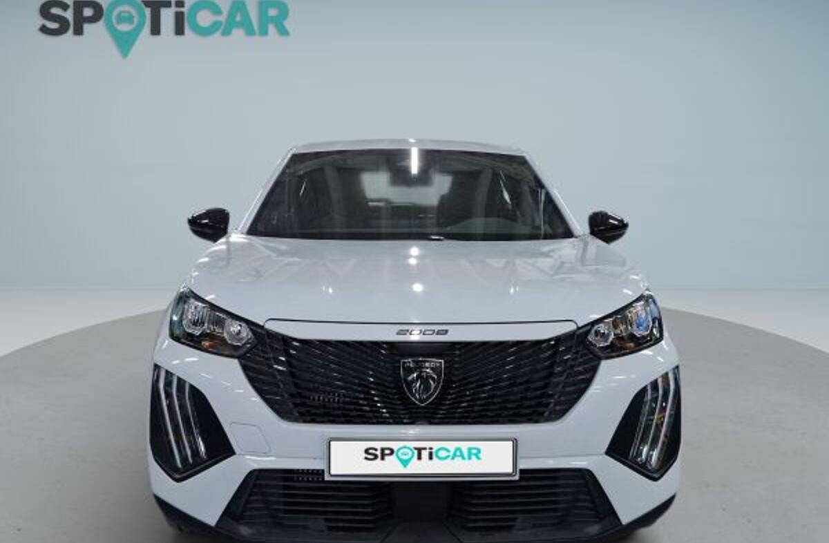 PEUGEOT 2008 1.2 Style