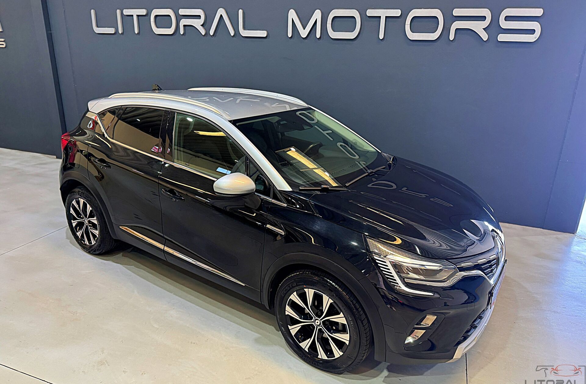 RENAULT Captur 1.0 TCe Intens