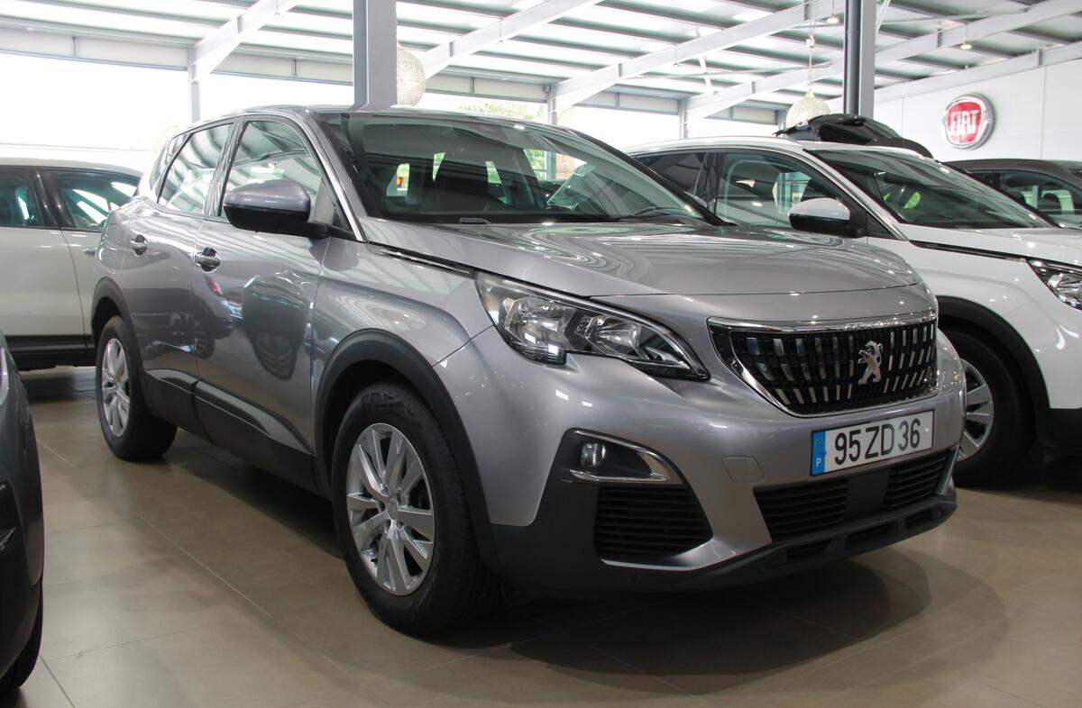 PEUGEOT 3008 1.5 BlueHDi Active