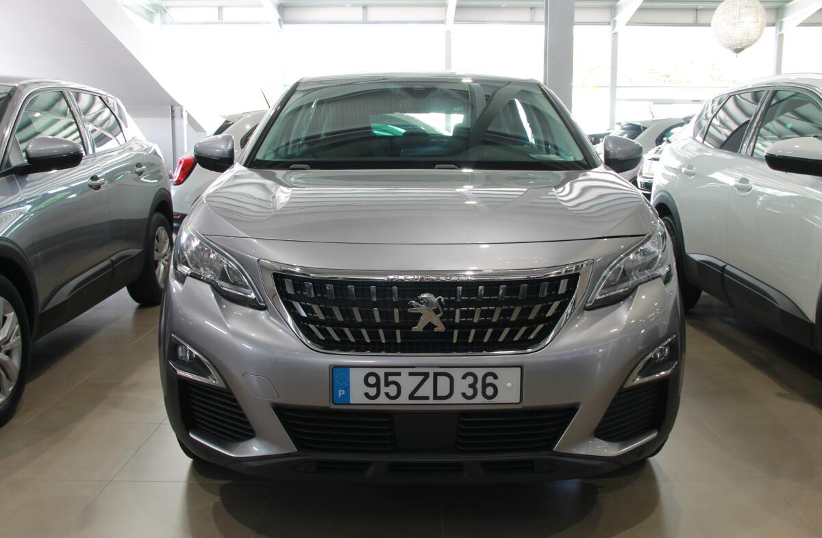 PEUGEOT 3008 1.5 BlueHDi Active
