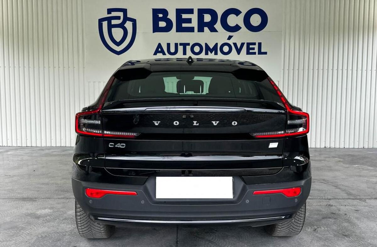 VOLVO C40 Recharge Twin Plus