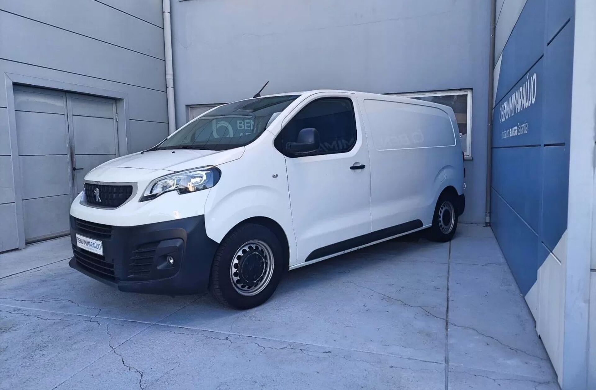 PEUGEOT Expert 1.5 BlueHDi L2H1 Premium Standard