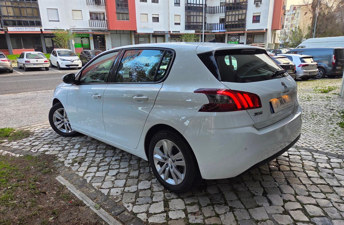 PEUGEOT 308 1.2 PureTech GT Pack EAT8