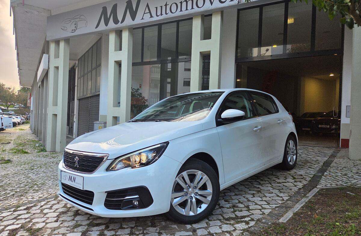 PEUGEOT 308 1.2 PureTech GT Pack EAT8