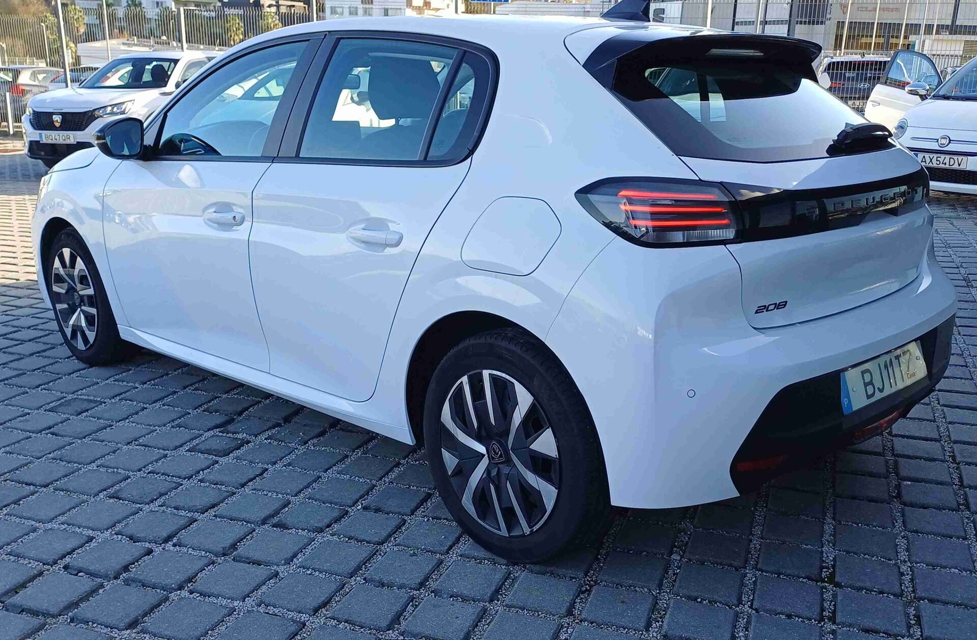 PEUGEOT 208 1.2 PureTech Active