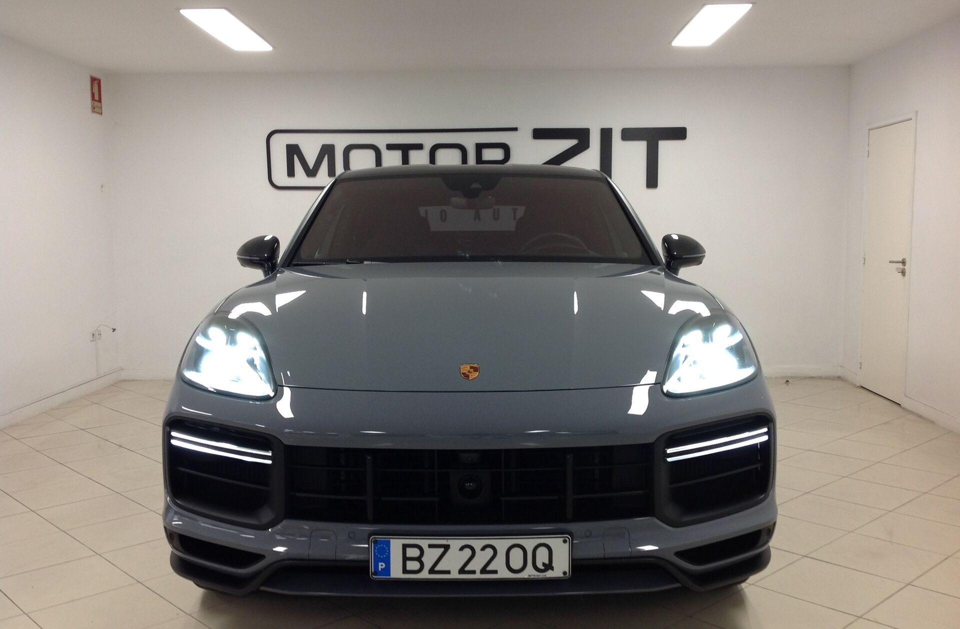 PORSCHE Cayenne Turbo GT