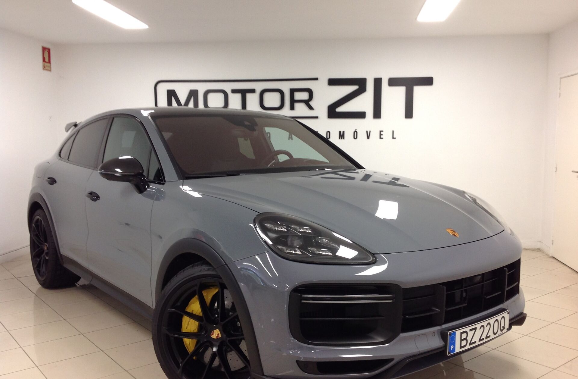 PORSCHE Cayenne Turbo GT