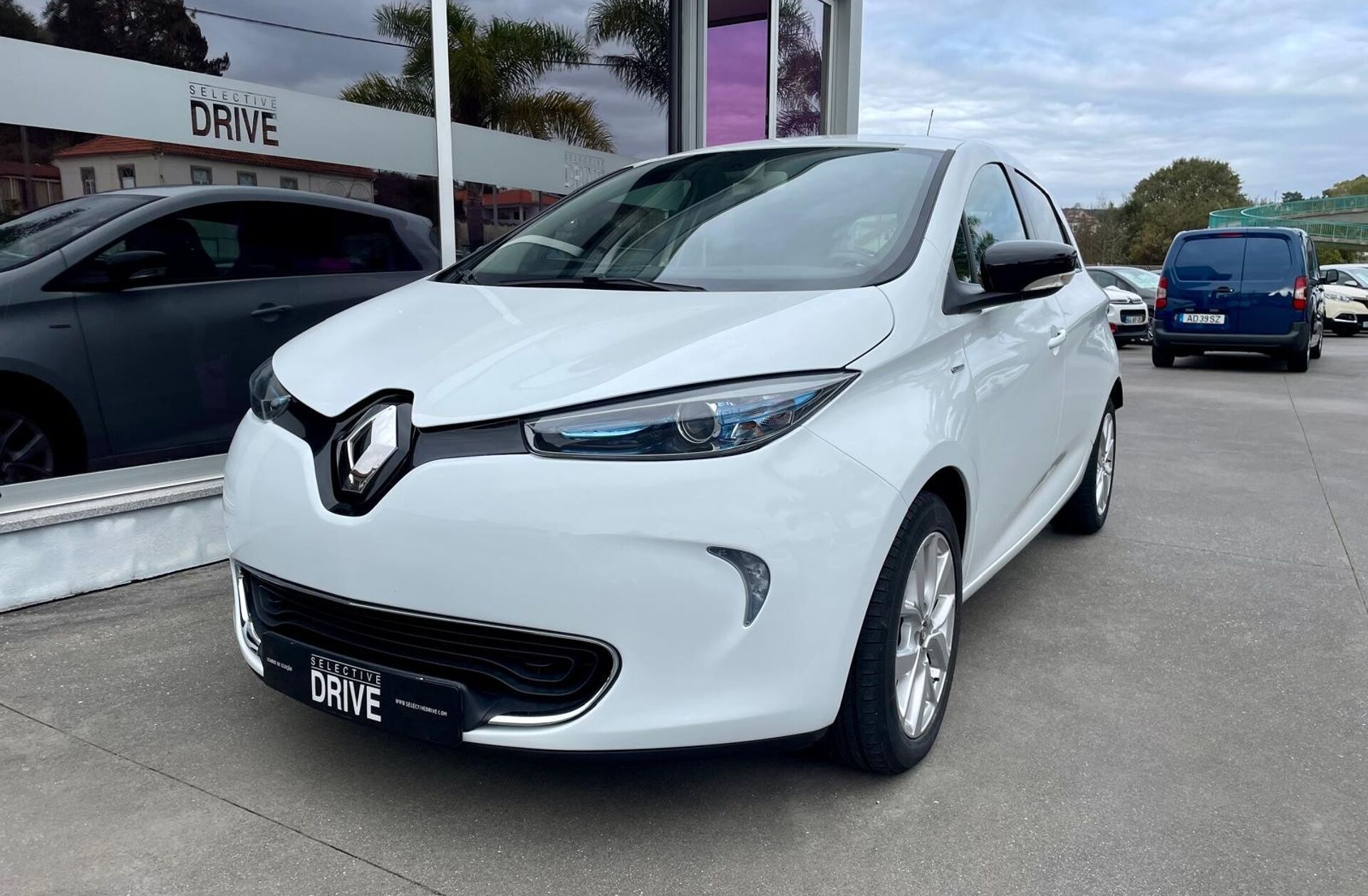 RENAULT ZOE (c/ Bateria) Limited 40