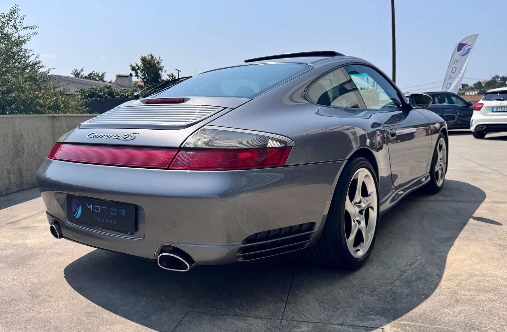 PORSCHE 911 Carrera 4 S