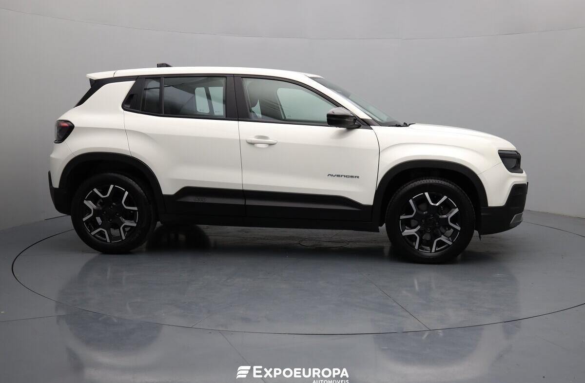 JEEP Avenger 1.2 e-Hybrid Longitude DCT
