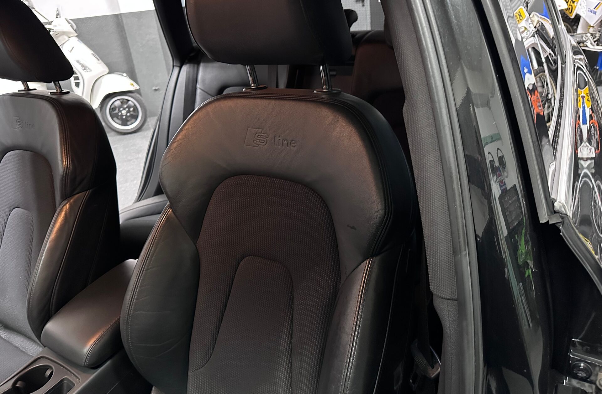 AUDI A4 2.0 TDi S-line