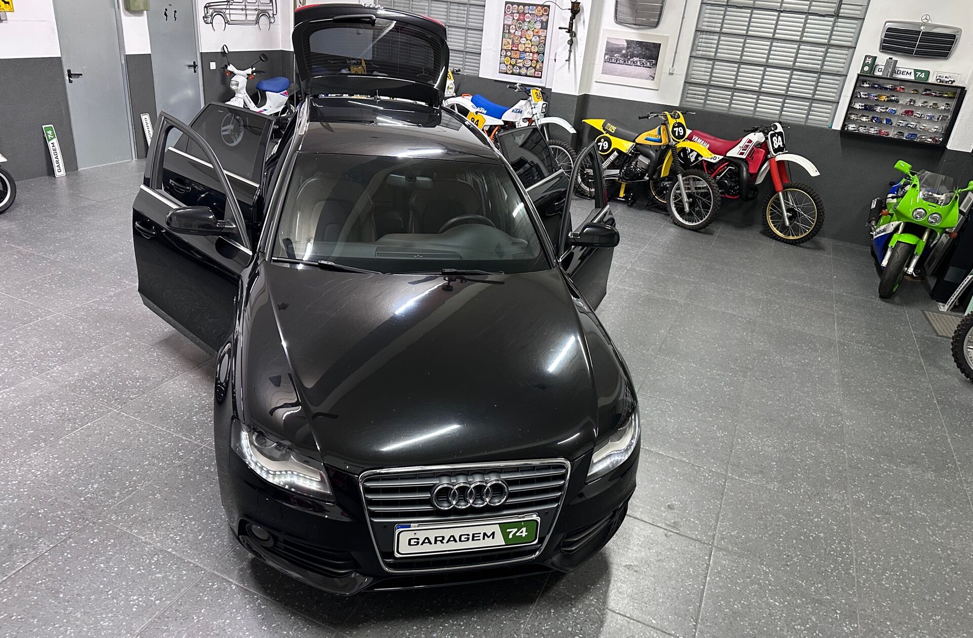 AUDI A4 2.0 TDi S-line