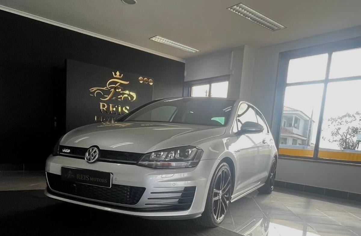 VOLKSWAGEN Golf 2.0 TDi GTD