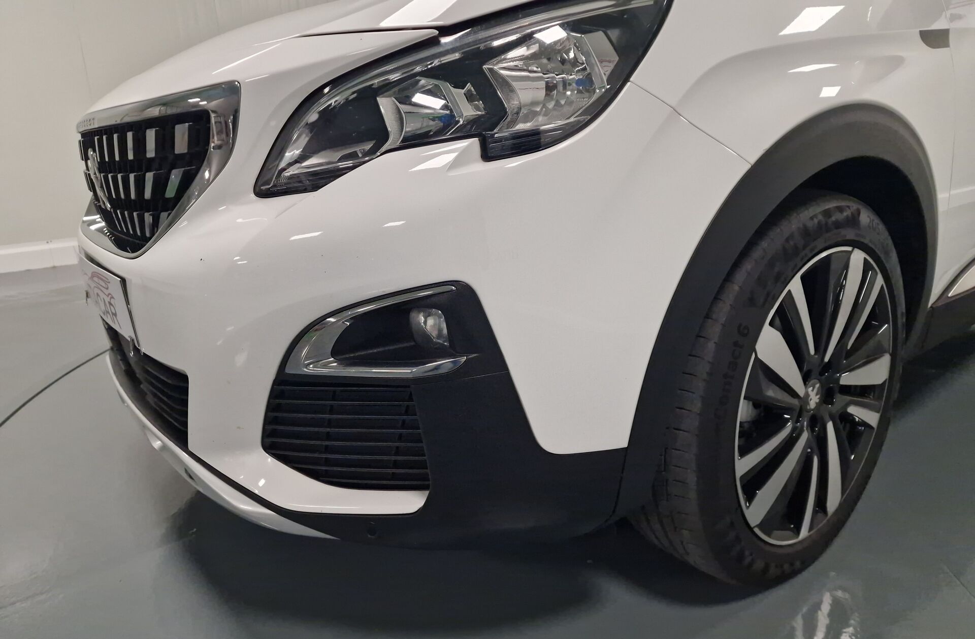 PEUGEOT 3008 1.5 BlueHDi Allure