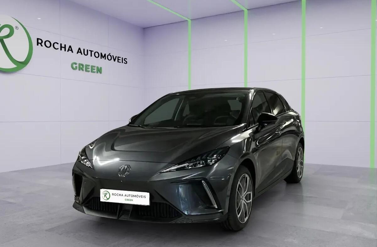 MG MG4 64 kWh Luxury