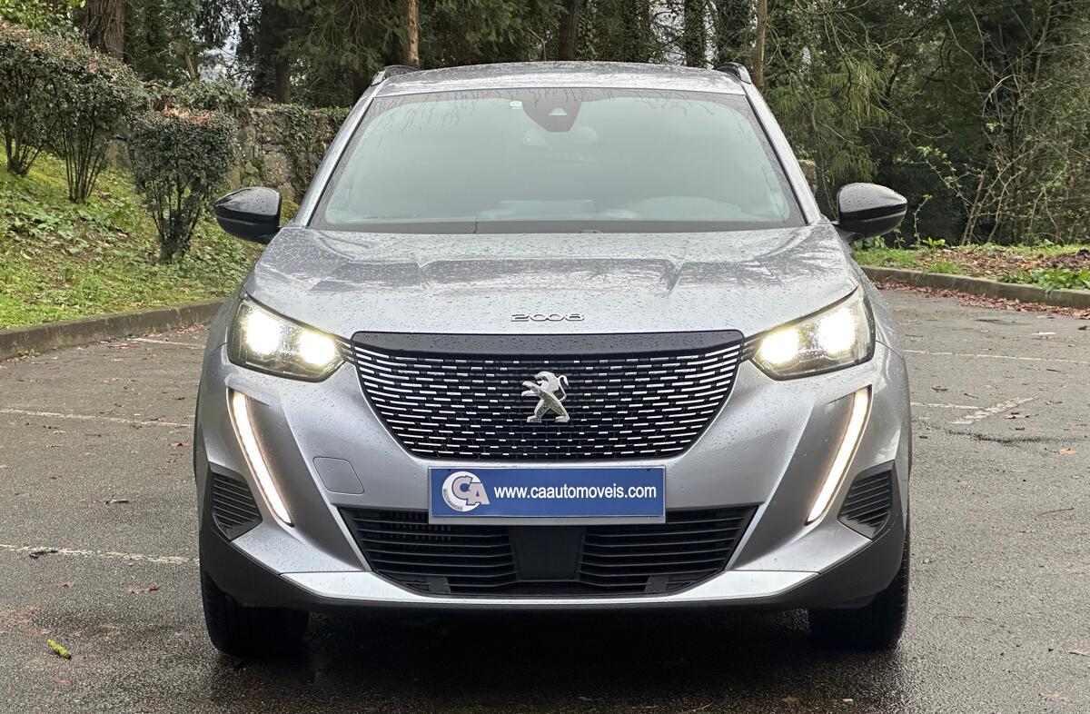 PEUGEOT 2008 1.2 PureTech Allure Pack EAT8