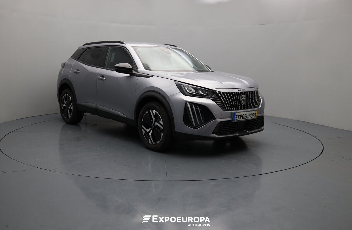 PEUGEOT 2008 1.2 PureTech Allure