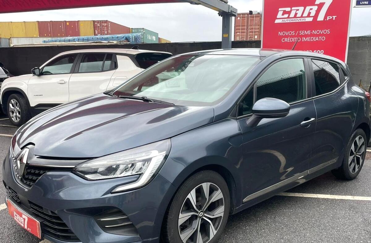 RENAULT Clio 1.0 TCe Exclusive