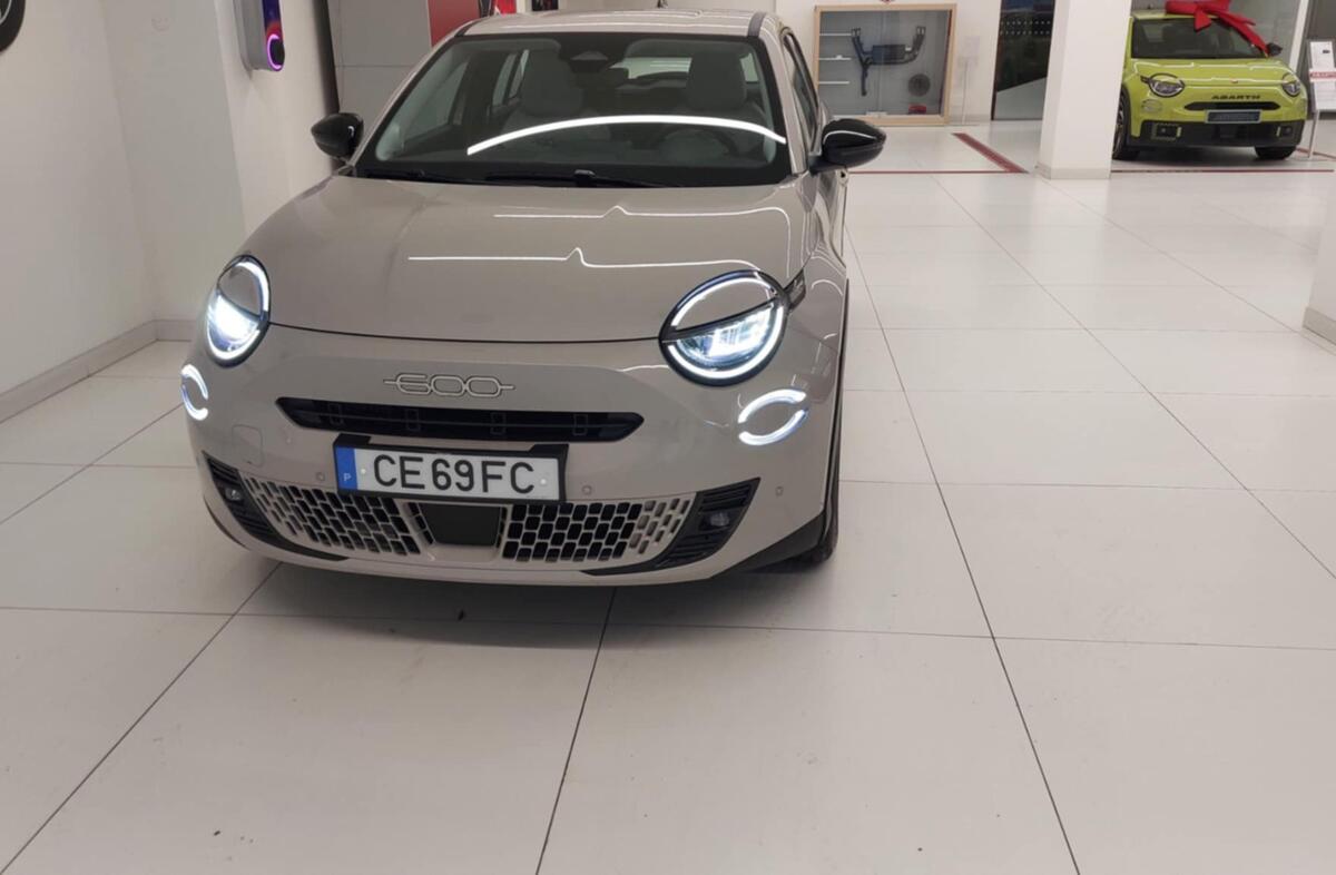 FIAT 600 1.2 Hybrid