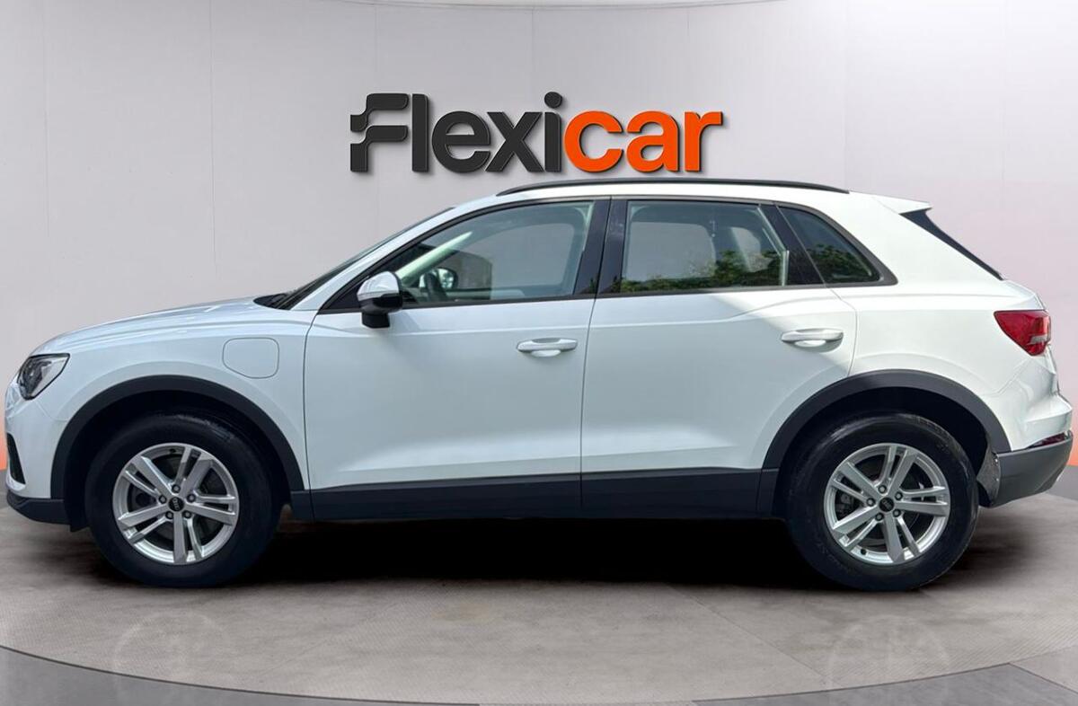 AUDI Q3 45 TFSIe S tronic