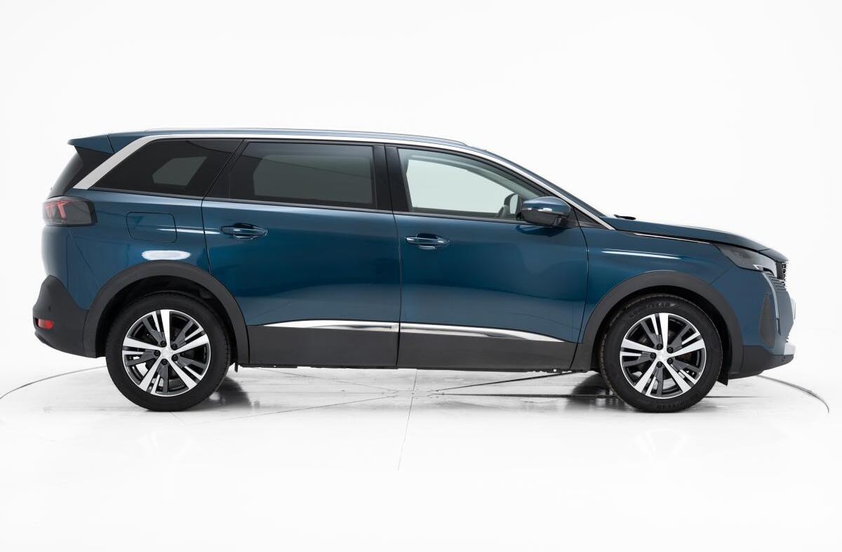 PEUGEOT 5008 1.5 BlueHDi Allure Pack
