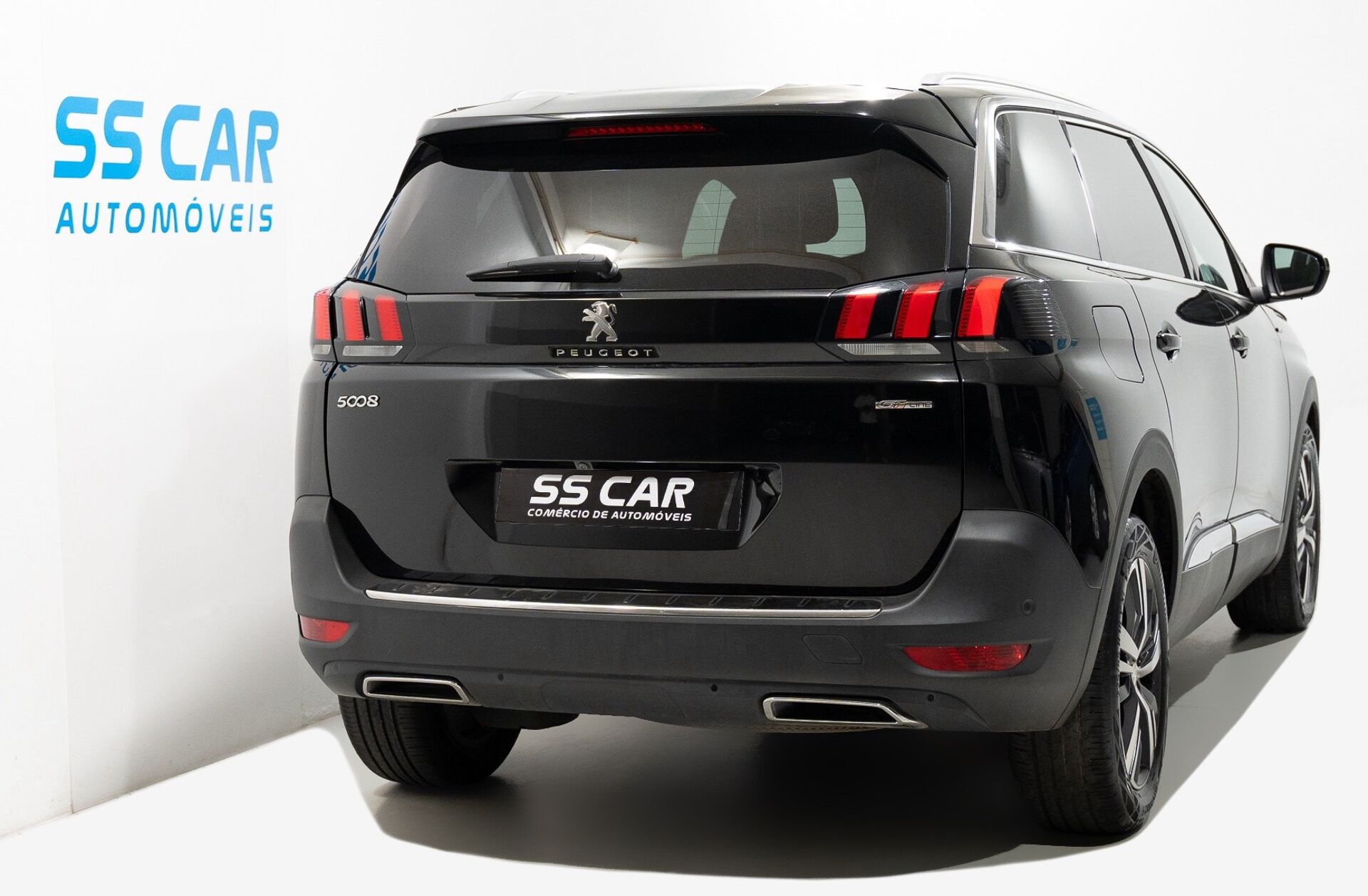 PEUGEOT 5008 1.2 PureTech GT Line