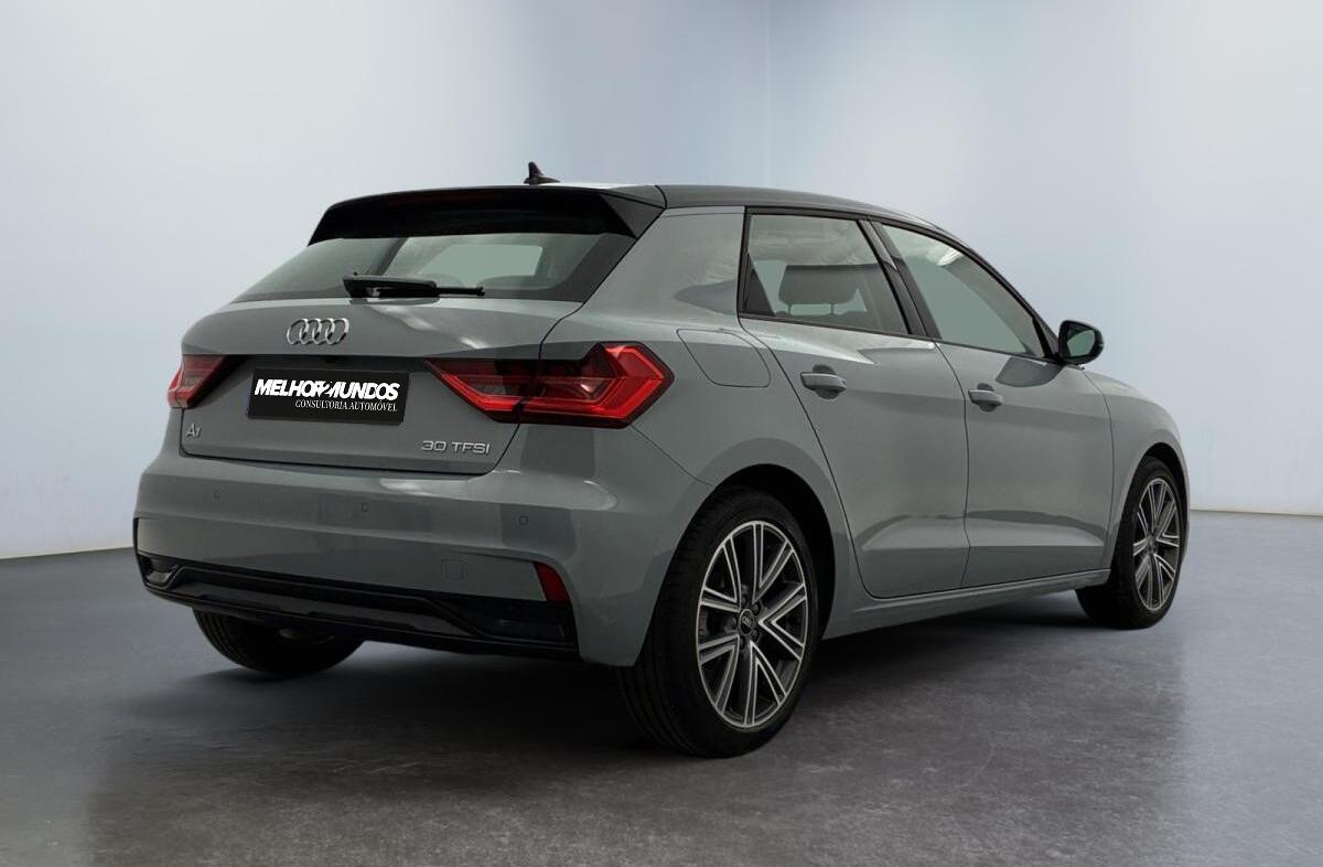 AUDI A1 SB 30 TFSI Advanced S tronic