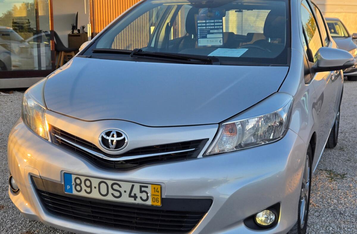 TOYOTA Yaris 1.4 D-4D Comfort+Navi 99g