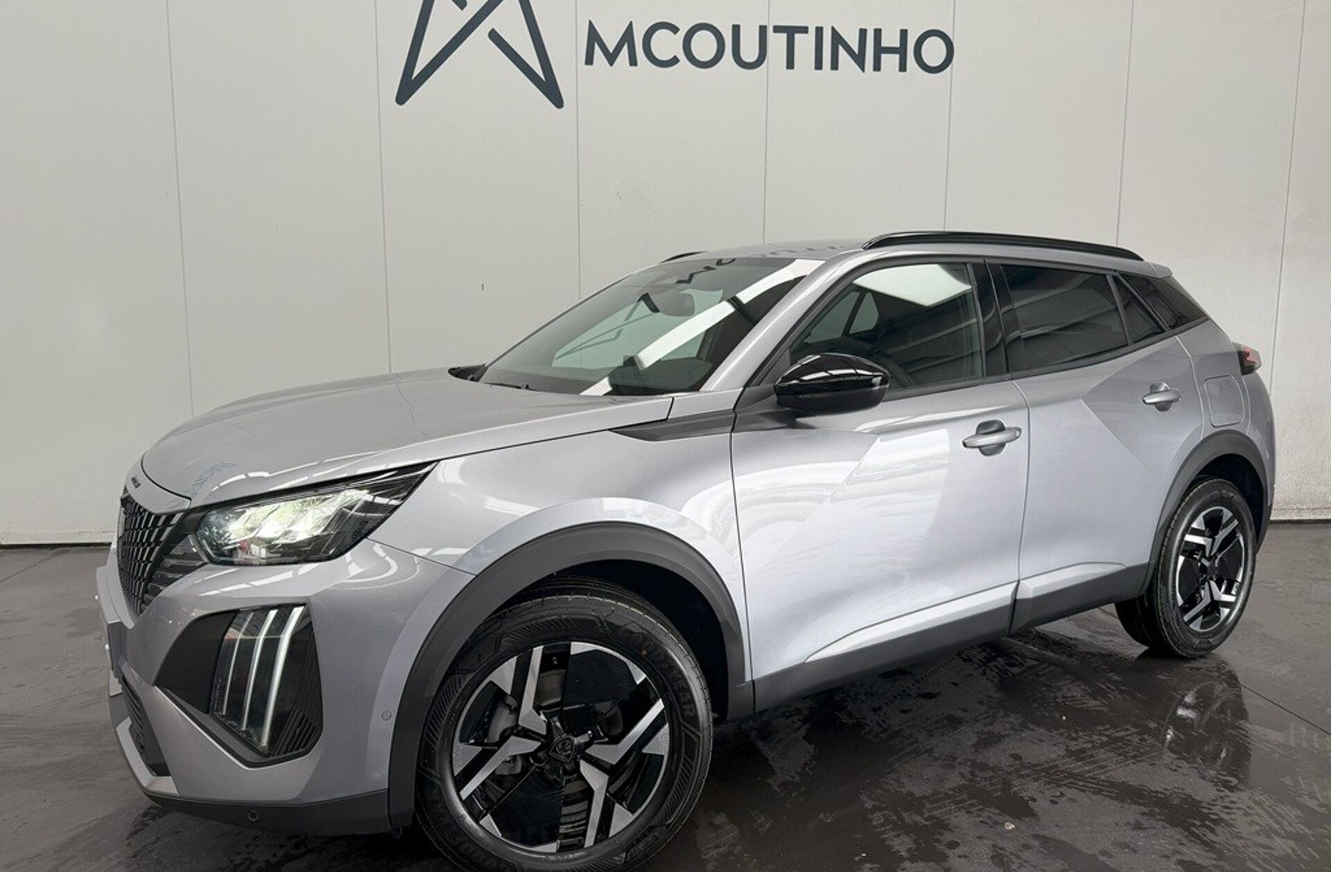 PEUGEOT 2008 1.2 PureTech Allure