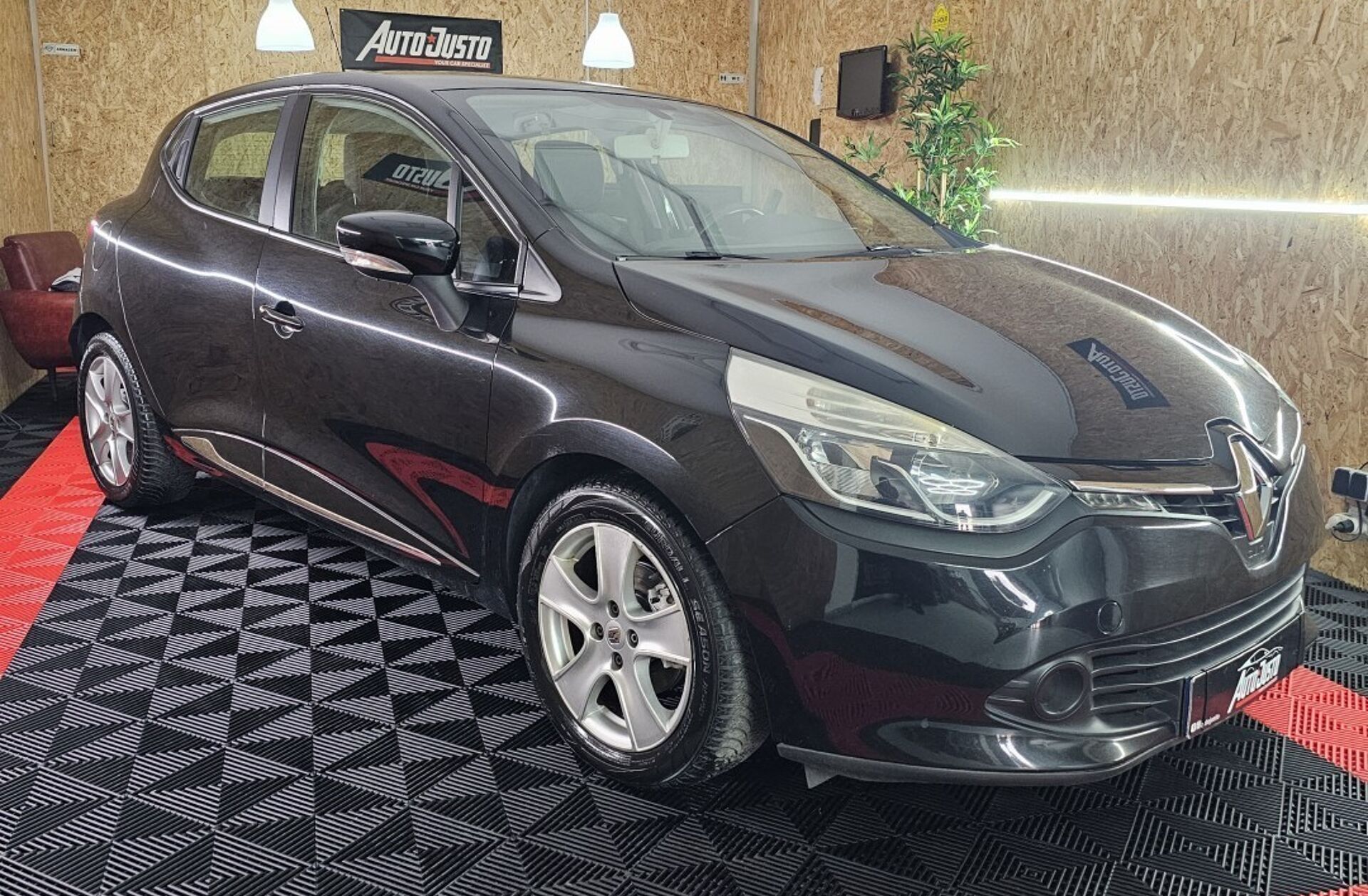 RENAULT Clio 0.9 TCE Dynamique S