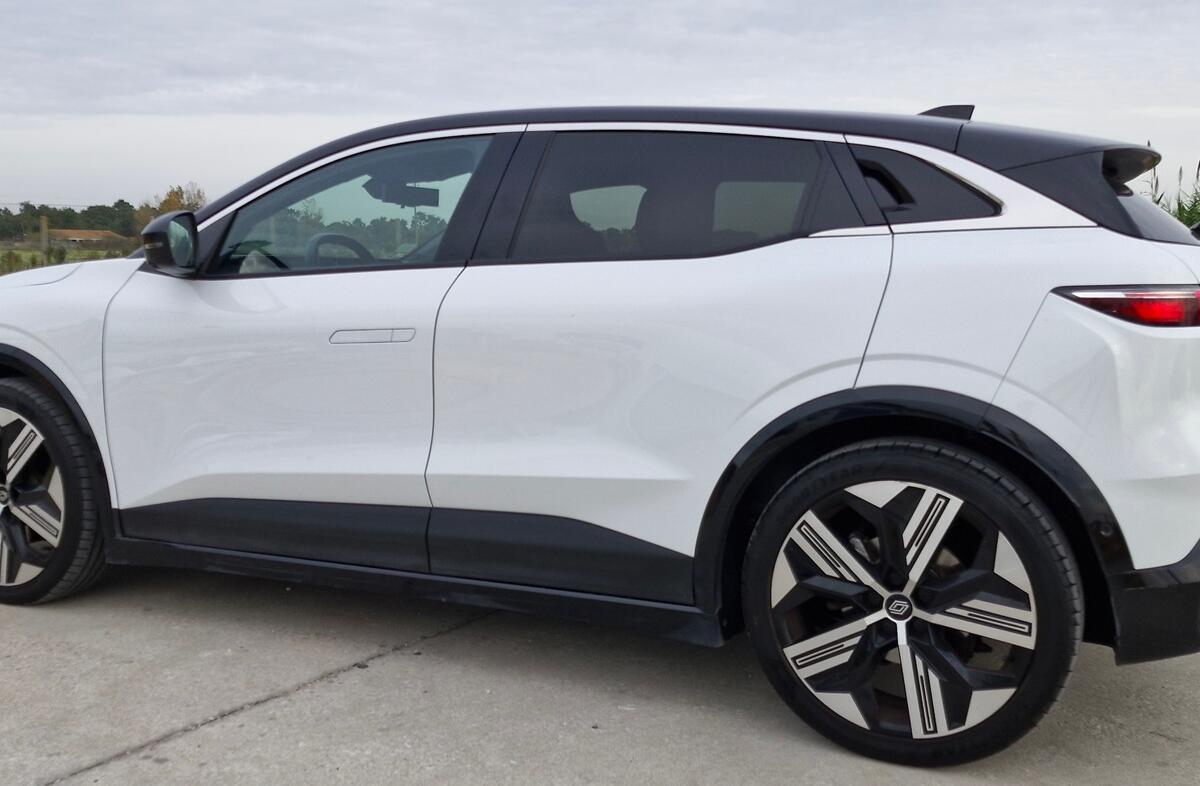 RENAULT Mégane E-Tech EV60 Iconic Optimum Charge