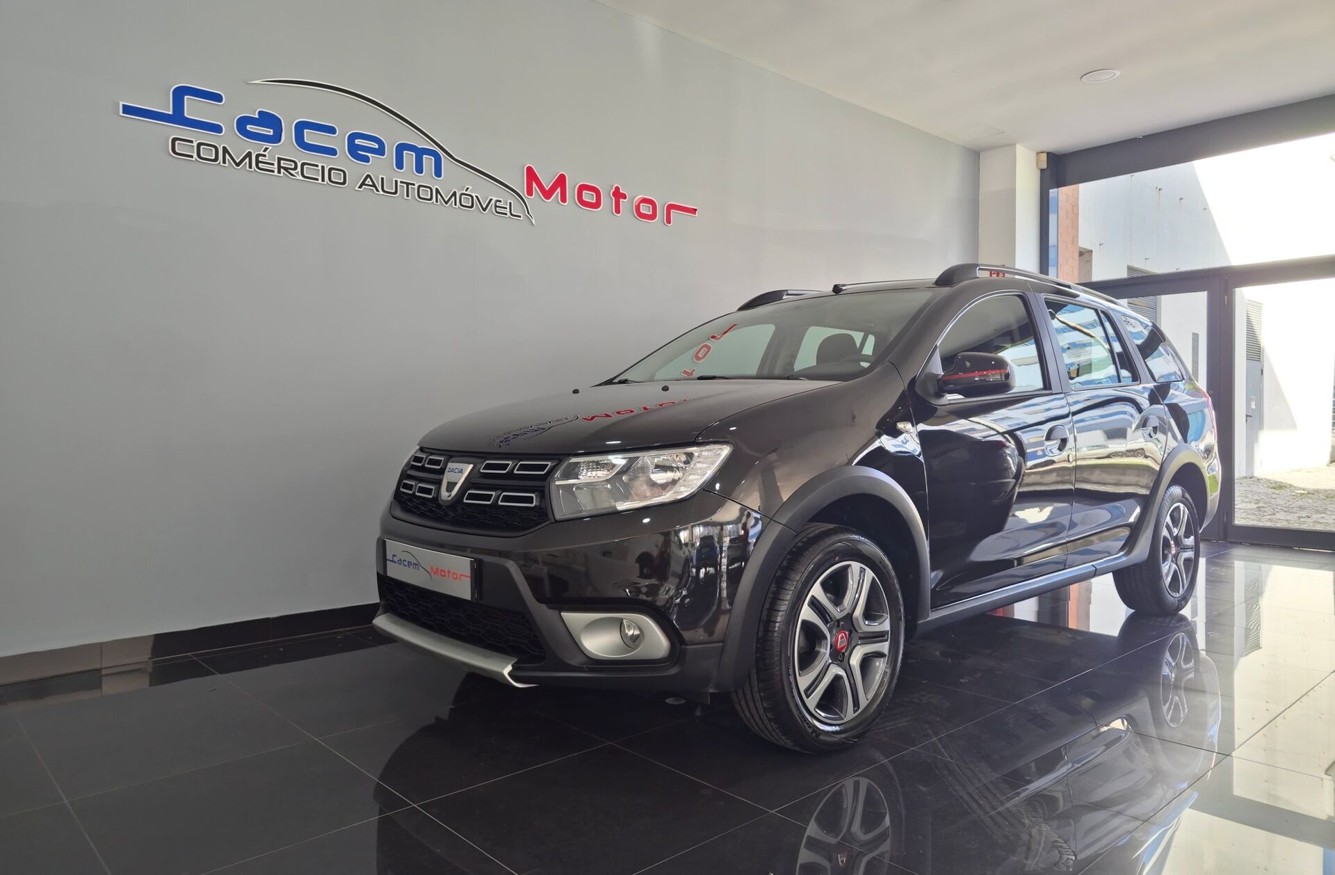 DACIA Logan 0.9 TCe Stepway