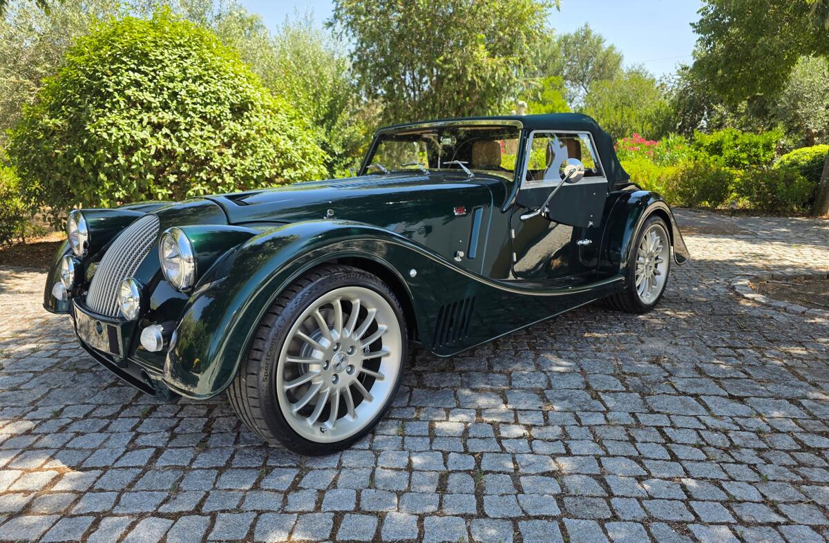 MORGAN Plus Six 3.0