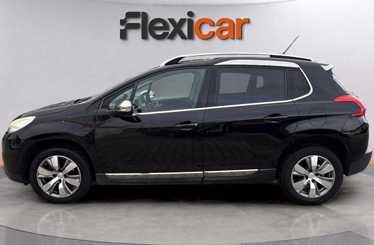 PEUGEOT 2008 1.6 BlueHDi Allure