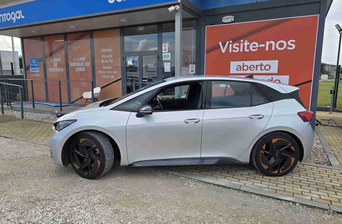 CUPRA Born 77 kWh e-Boost Plus