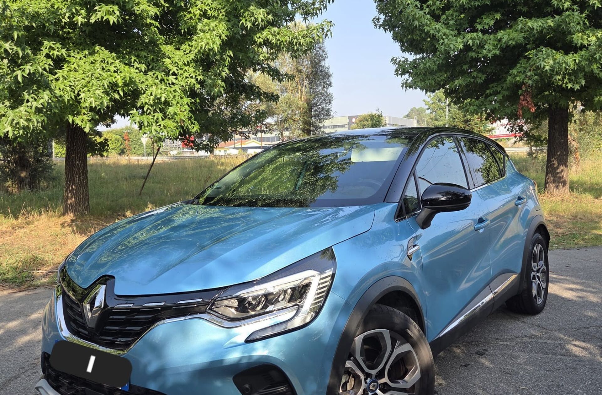 RENAULT Captur 1.6 E-Tech Plug-In Exclusive