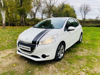 PEUGEOT 208 1.6 e-HDi Allure