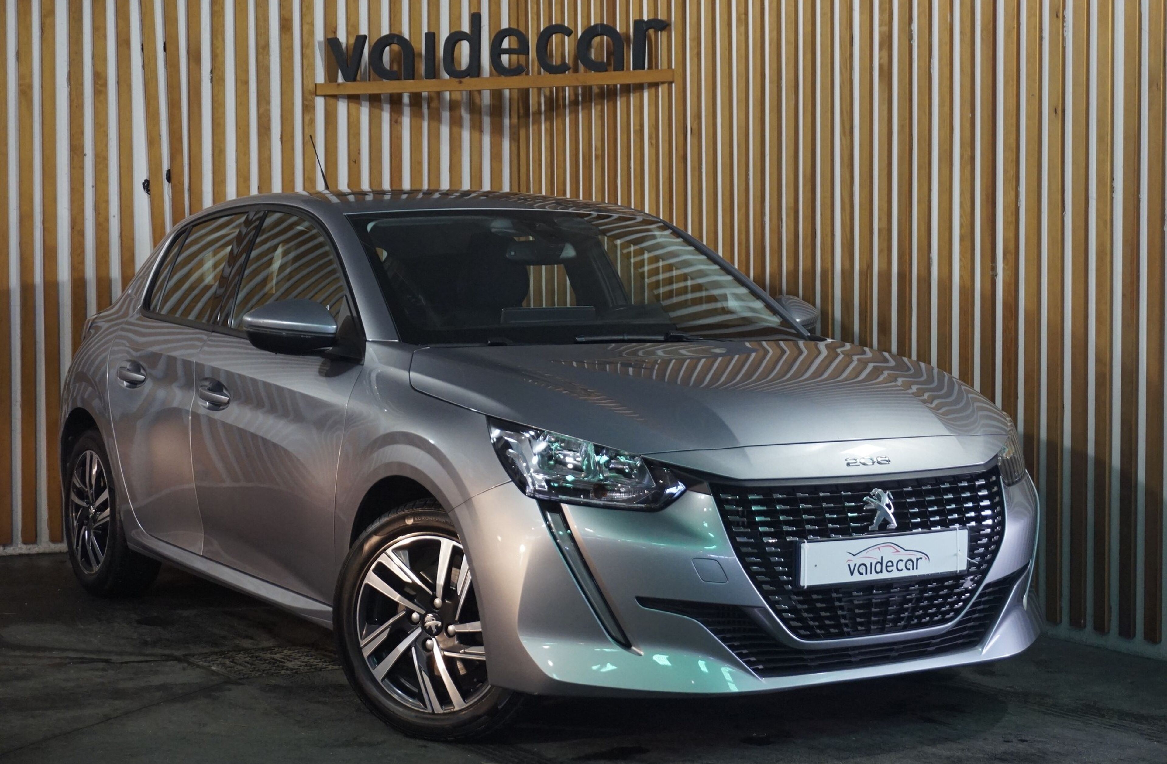 PEUGEOT 208 1.2 PureTech Allure