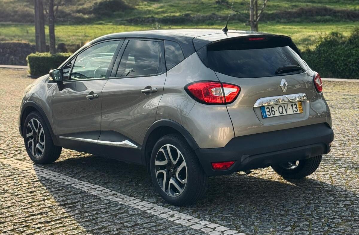 RENAULT Captur 1.5 dCi Exclusive