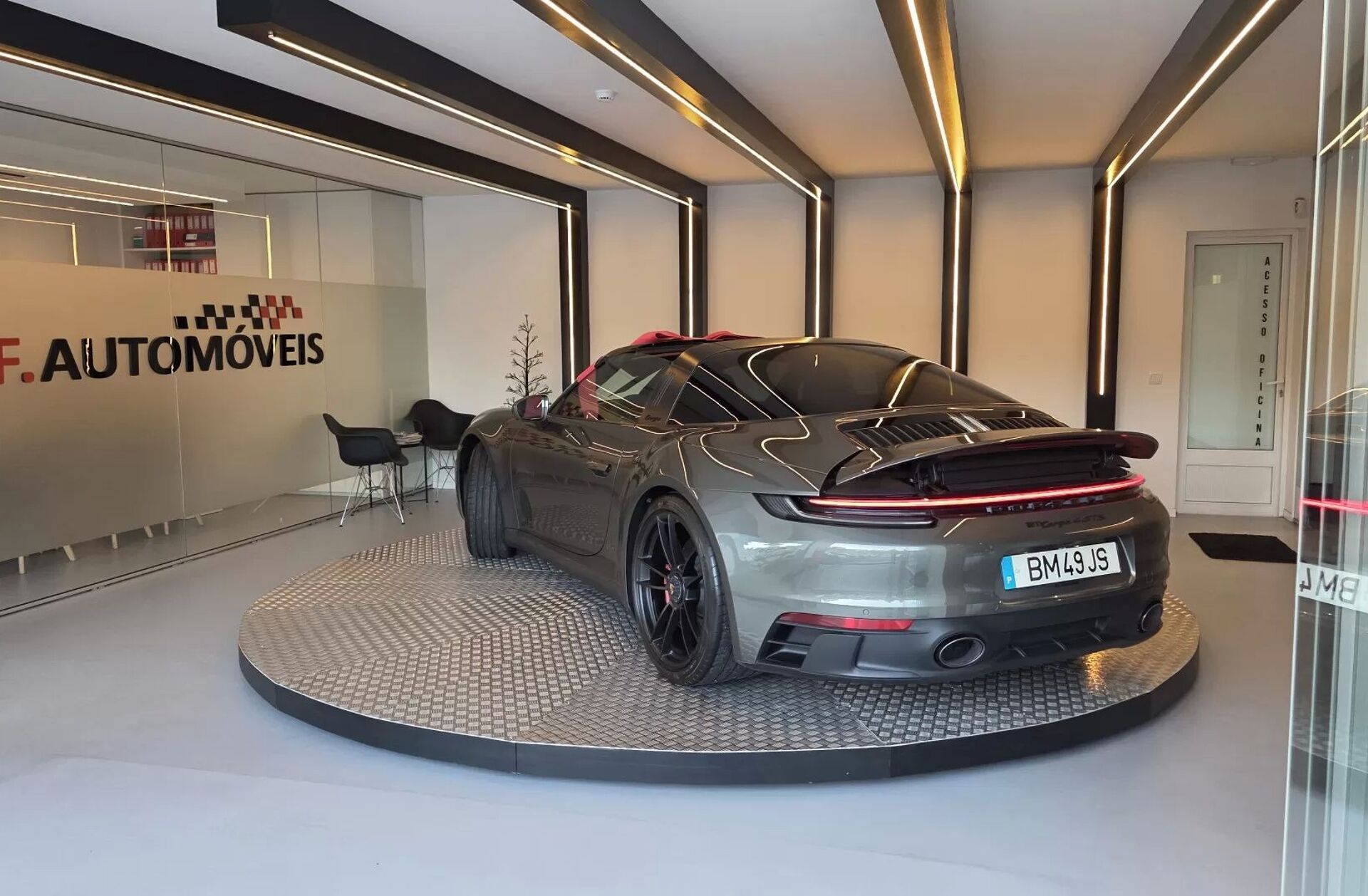 PORSCHE 911 Targa 4 GTS PDK