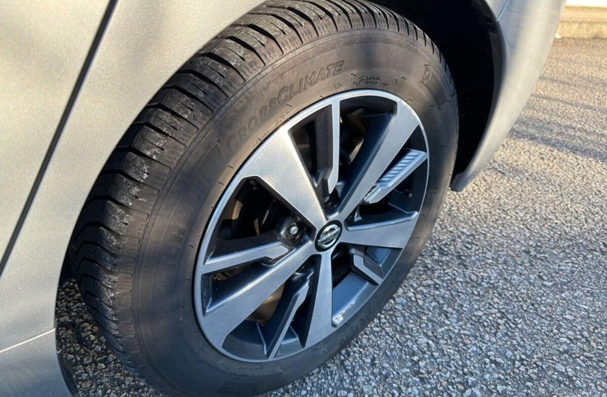 NISSAN Leaf Tekna ProPilot Park