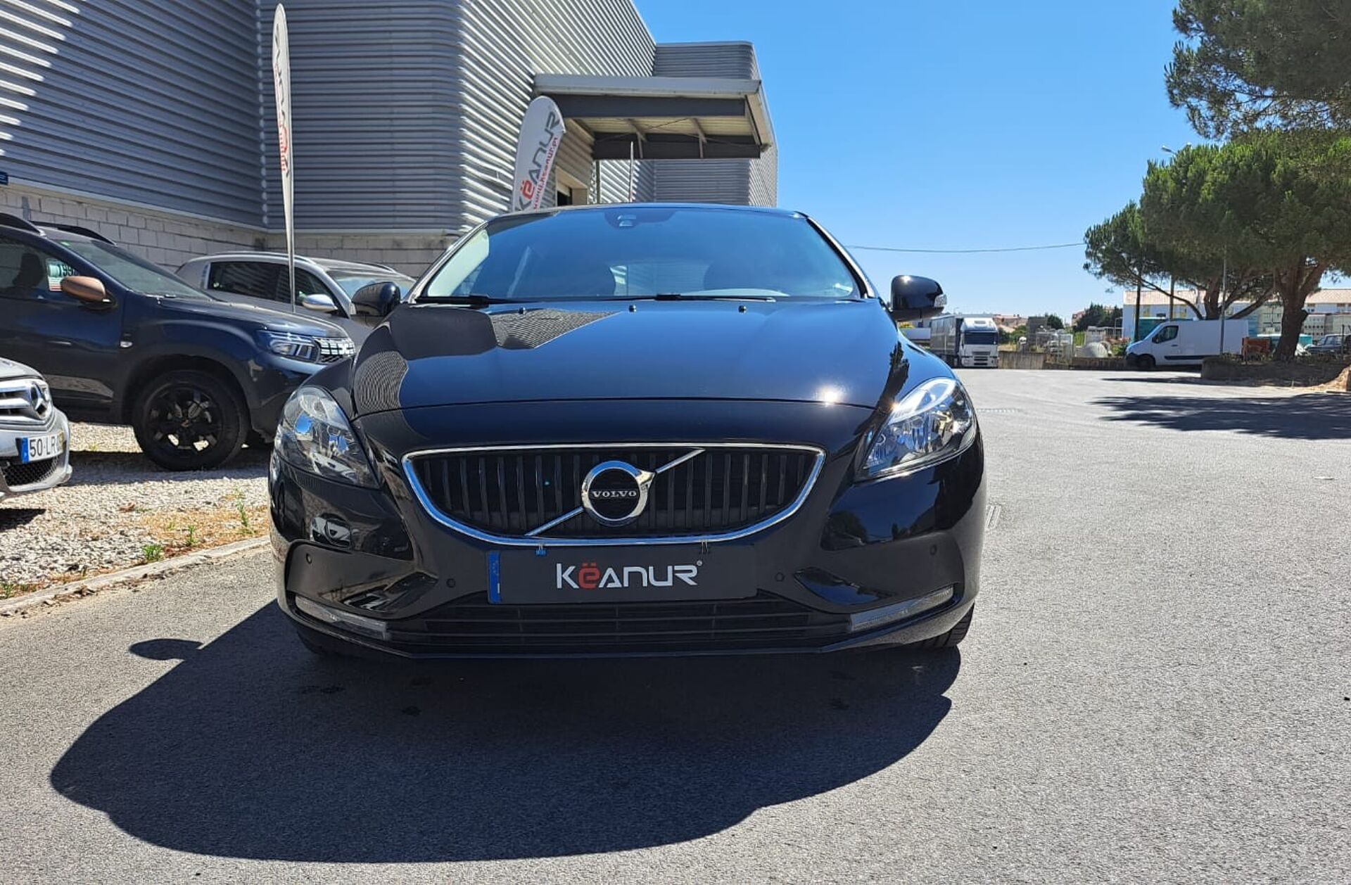 VOLVO V40 2.0 D2 Momentum